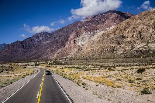 Top 15 Best Road Trips in The World